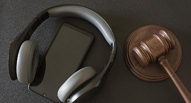 Şeytanın bile aklına gelmez! Yapay zeka ile akılalmaz vurgun: Şarkılar da sahte dinleyenler de