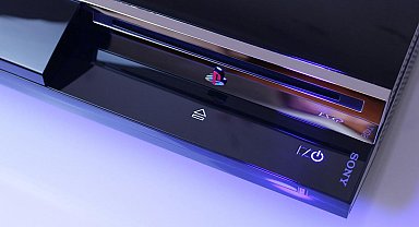 Sony'den 20 yıllık PlayStation'a sürpriz güncelleme
