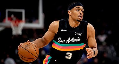 Spurs üst üste 8. galibiyetini aldı!