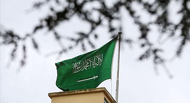 Suudi Arabistan, ülke topraklarına son bir saat içinde 6 İHA ile saldırı düzenlendiğini duyurdu