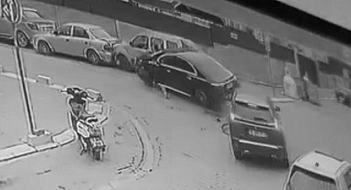 Tekirdağ’da 5 aracın karıştığı zincirleme kaza kamerada