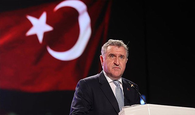 Bakan Bak’tan A Milli Takımı’na tebrik mesajı!