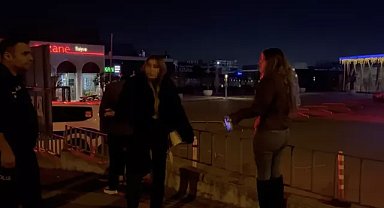 Bursa'da kızlar ortalığı karıştırdı! Yanlış kişiye saldırdılar