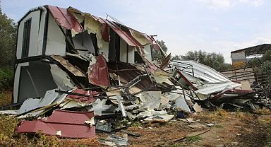 Bursa'da sit alanı temizlendi! Kaçak yapılar yıkıldı
