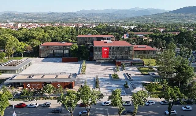 Bursa'da ücretsiz otopark cebinizde!