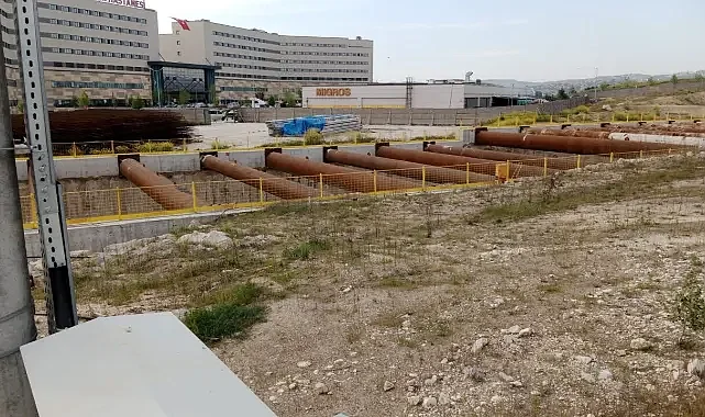 Bursa metrosu uzuyor! Raylar döşendi, ince işlere geçildi!