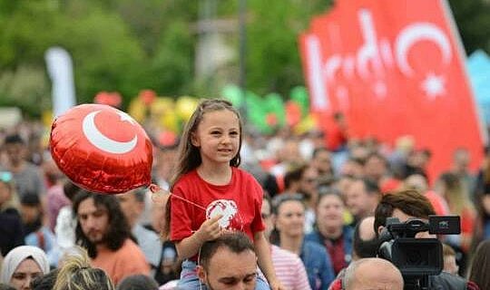 Bursa Nilüfer’de 23 Nisan coşkusu dolu dolu yaşanacak