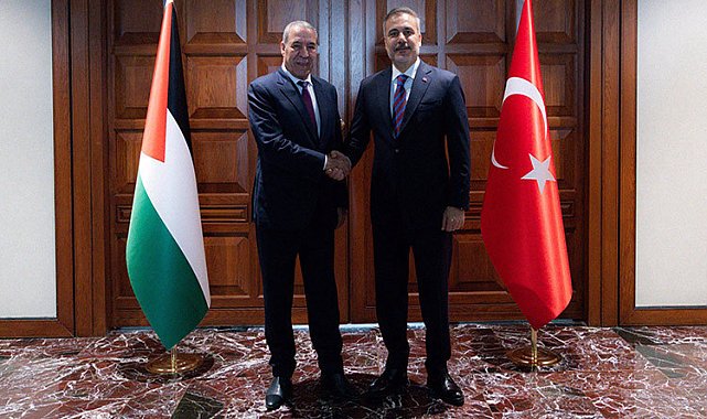 Dışişleri Bakanı Hakan Fidan Filistin Devlet Başkan Yardımcısı Şeyh ile bir araya geldi