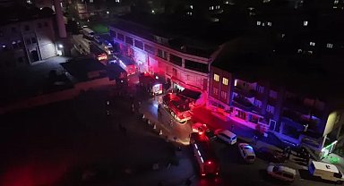 Gece yarısı depoda yangın!