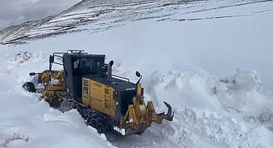 Iğdır’da nisan ayında karla mücadele