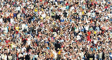 İnsanoğlu Dünya’ya sığmıyor