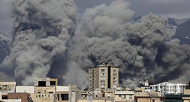 İran Devrim Muhafızları komutanlarından Hademi öldürüldü