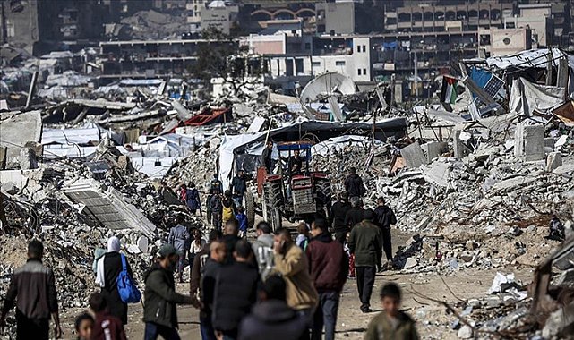 İsrail Gazze'de ateşkesi ihlal etti: Filistinlilere saldırı