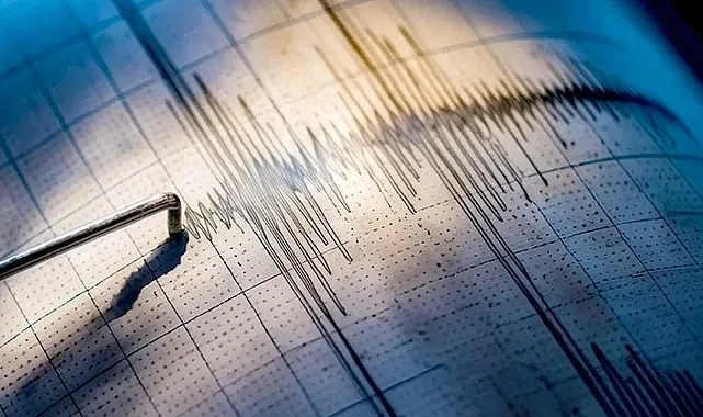 İstanbul'da korkutan deprem! Bursa'da da hissedildi!