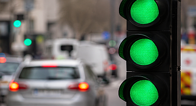 Japonlar neden yılda sadece bir gün yeşil trafik lambası yakıyor