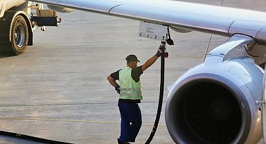 Jet yakıtı krizi küresel uçuşları teker teker sonlandıracak