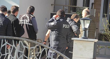 Koca dehşeti! Eşini tüfekle vurarak öldürdü