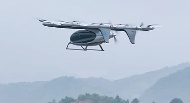 Kuryelere rakip çıktı: 2 tonluk dev drone çay teslimatı yaptı