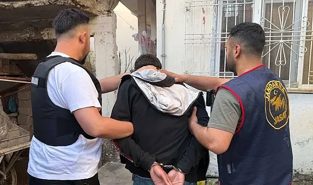 MİT'ten siber suç şebekesine yönelik operasyon! 12 şüpheli yakalandı