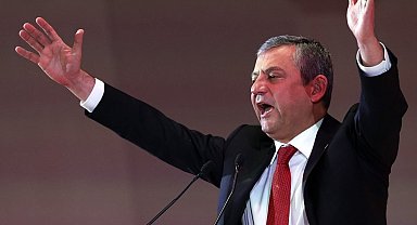 Özgür Özel'den İspanya'da 'demokrasi cephesi' çıkışı