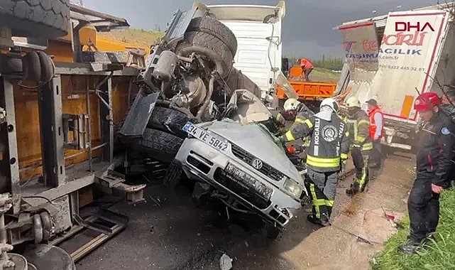 TEM'de zincirleme kaza: 2 kişi hayatını kaybetti