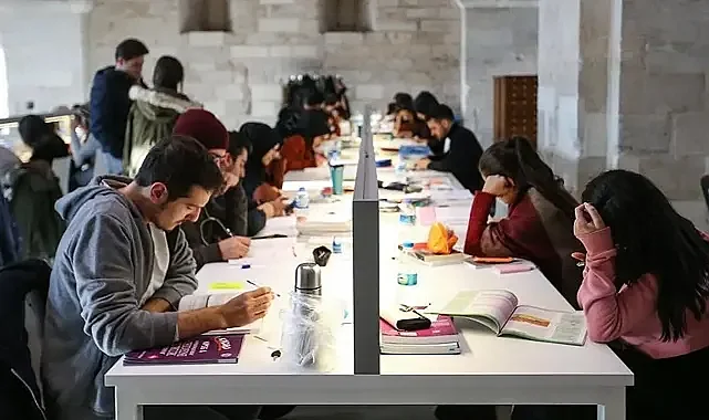 Üniversitelere yeni dönem! 20'den fazla program geliyor