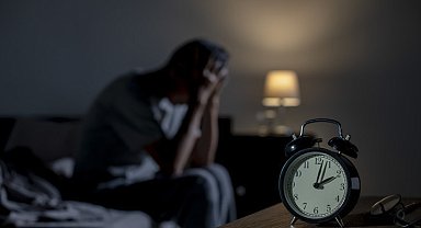 Yatak odasındaki bu eşya uykunuzu bozabilir