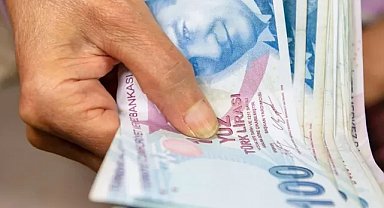 Yüzbinlerce emeklinin maaşı artacak: İşte artıştan etkilenecek kesim!