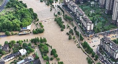 Çin'de sel felaketi: 21 kişi yaşamını yitirdi