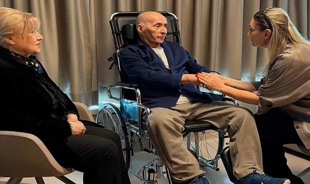 Dilek Kaya İmamoğlu, Hikmet Çetin'i ziyaret etti