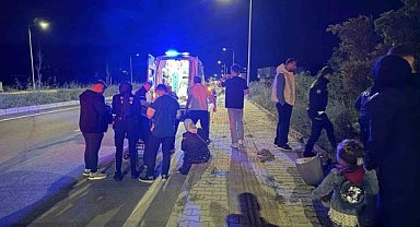 Direksiyon hakimiyetini kaybetti, tarlaya uçtu: 4 yaralı