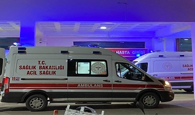 Motosiklet TIR ile çarpıştı: Aynı aileden 1 kişi öldü, 4 kişi yaralandı