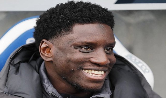 Demba Ba'nın yeni görevi belli oldu