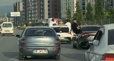 Düğün Konvoyunda Pes Dedirten Görüntüler! Canlarını Hiçe Saydılar