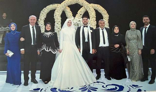 Şirin ve Ekmekci ailelerinin mutlu günü: Zeynep Eslem ve Sadık Dünya evine girdi