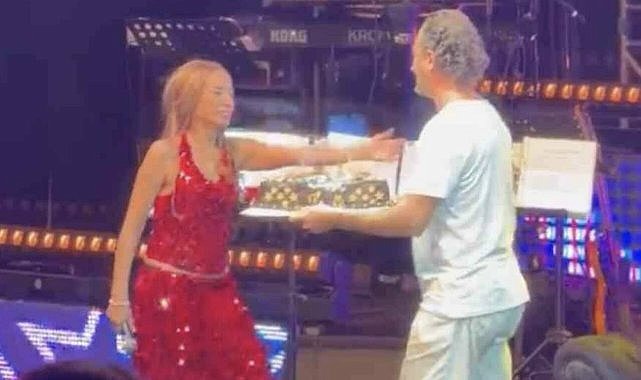 Bursa’da sahne alan Yıldız Tilbe’den şok eden sözler