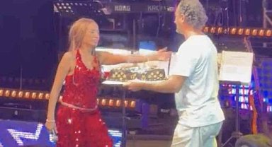 Bursa’da sahne alan Yıldız Tilbe’den şok eden sözler