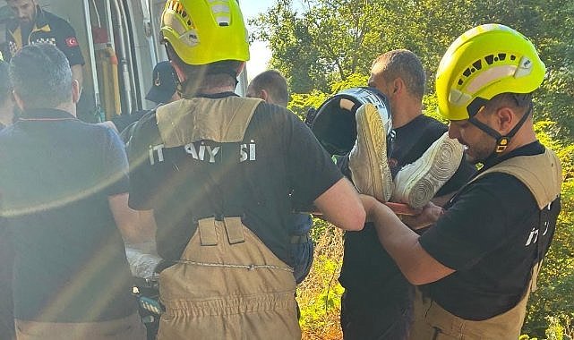 Bursa'da şarampole yuvarlanan kadın motosikletçi yaralandı