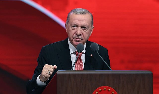 Cumhurbaşkanı Recep Tayyip Erdoğan’ın davetine icabetle Irak Başbakanı Ali Zeydi, 28 Temmuz 2026 tarihinde Türkiye’ye resmî bir ziyaret gerçekleştirecek.