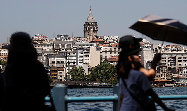 İstanbul'da sıcaklık 33 dereceyi görecek