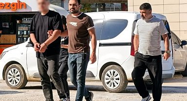 Silahla tehdit edip kendi borcunu ödetti