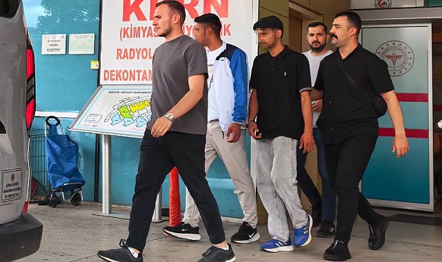 Tekme tokat dövüp kolyesini çaldılar