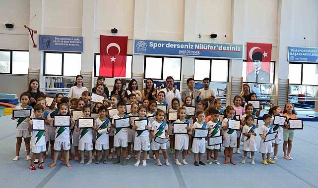 Yaz tatilini sporla değerlendiriyorlar! Binlerce çocuk sertifikasını aldı