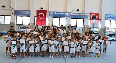 Yaz tatilini sporla değerlendiriyorlar! Binlerce çocuk sertifikasını aldı