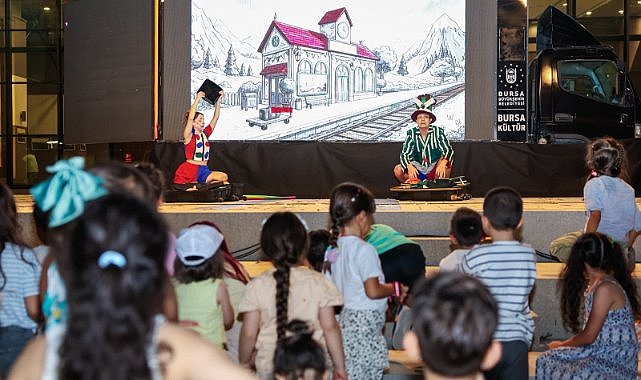 Büyükşehir'den miniklere 'İki bavul dolusu' eğlence