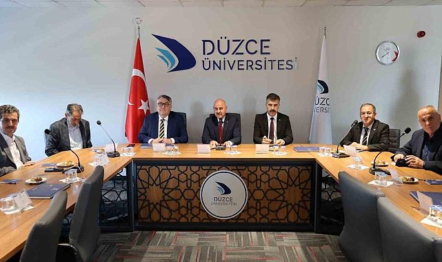 Düzce Üniversitesi danışma kurulu ilk toplantısını gerçekleştirdi