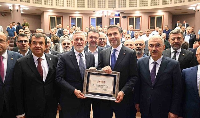 Enerji ve Tabii Kaynaklar Bakanı Alparslan Bayraktar BTSO Meclisinin konuğu oldu