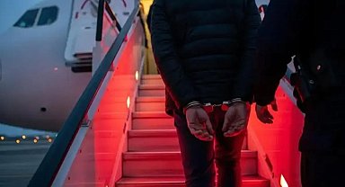 Kırmızı bülten ve ulusal seviyede aranıyorlardı! 60 suçlu Türkiye'ye getirildi