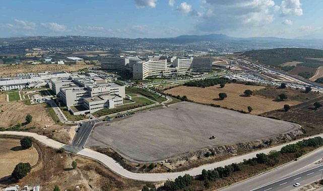 Şehir Hastanesi otoparkı hizmete açıldı
