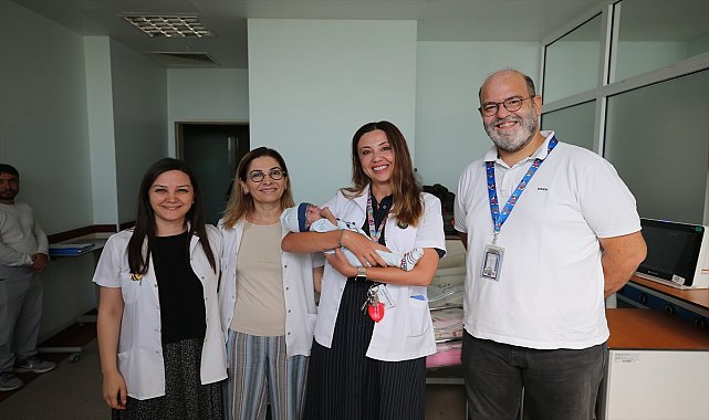 Aydın'da 22 haftalıkken 350 gram doğan Rüzgar bebek, 240 günlük tedaviyle taburcu edildi